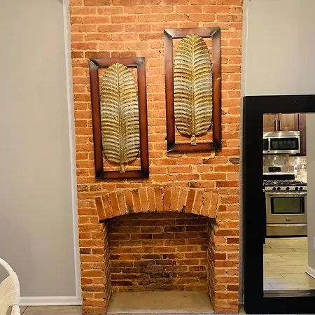 Upscale 2Bd/1.5Ba Townhome Mins To Jhh & Downtown Baltimore Exterior photo