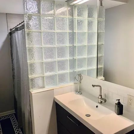 Upscale 2Bd/1.5Ba Townhome Mins To Jhh & Downtown Baltimore Exterior photo