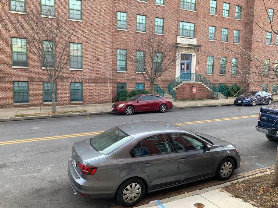 Upscale 2bd/1.5ba Townhome Mins To Jhh & Downtown